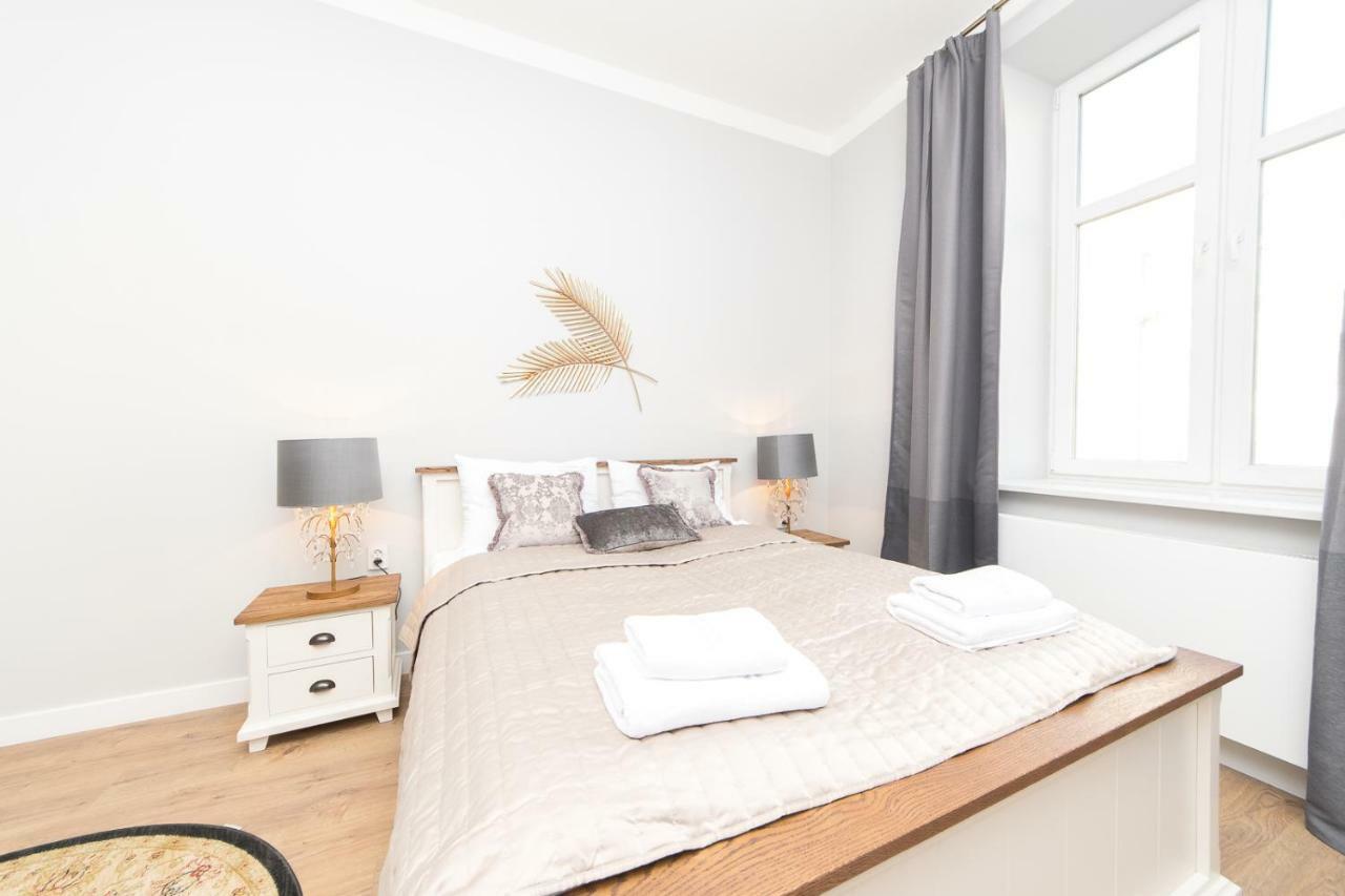 Lux Apartment At Planty Park P4You Pl Краков Экстерьер фото